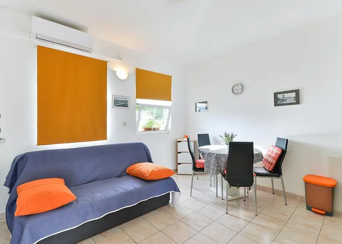Apartman By The Sea - 20037 *